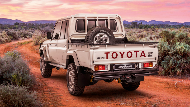 Illustration for article titled The Best 2019 Toyota Land Cruiser Is Not For Sale In America, Of Course